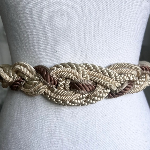 Accessories - Vintage-style braided belt, similar to popular models from the 80s & 90.